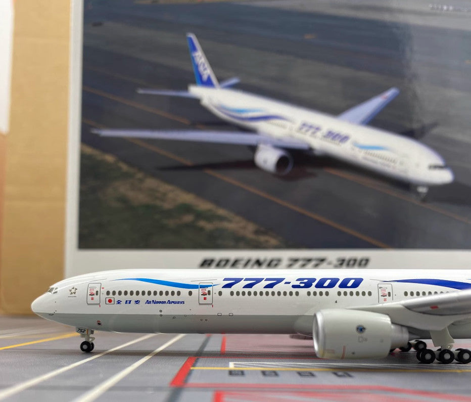 1:400 Hogan ANA BOEING 777-300 Passenger Plane Airplane Diecast Aircraft Model