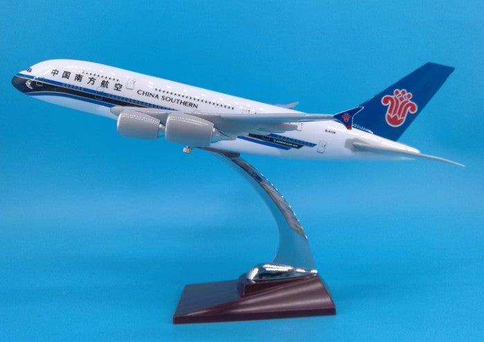 36CM CHINA SOUTHERN AIRBUS A380 Passenger Aircraft Resin Plane Airplane Model