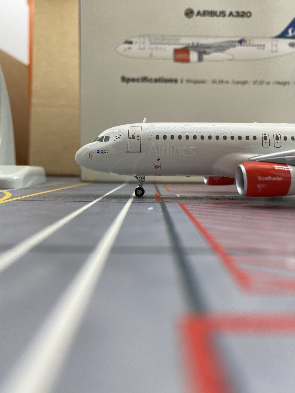 1:200 Hogan SAS AIRBUS A320 Passenger Plane Airplane Diecast Aircraft Model