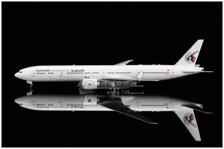 1:400 Phoenix QATAR AIRWAYS BOEING 777-300ER Passenger Airplane Diecast Model