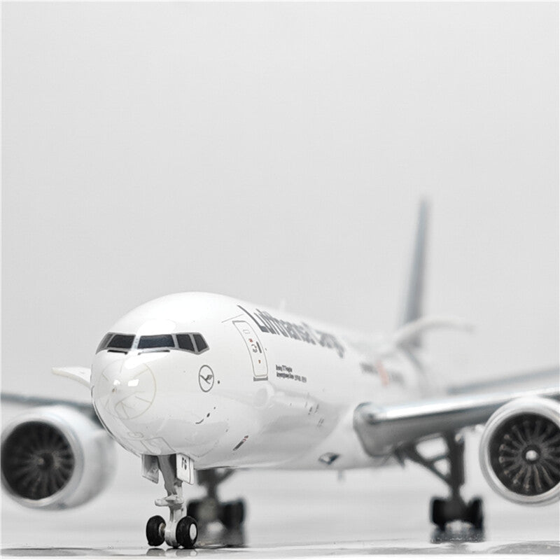1:400 JC Wings Lufthansa Sargo BOEING B777-200F Airplane Diecast Aircraft Model