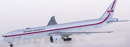 1:400 Phoenix Azur Air BOEING 777-300ER Passenger Plane Diecast Airplane Model