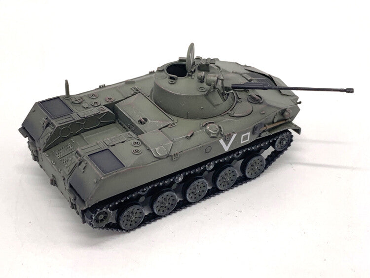 1:72 ARTISAN BMD2 Infantry Fighting Vehicle Tanks Plastic Diecast Armor Model