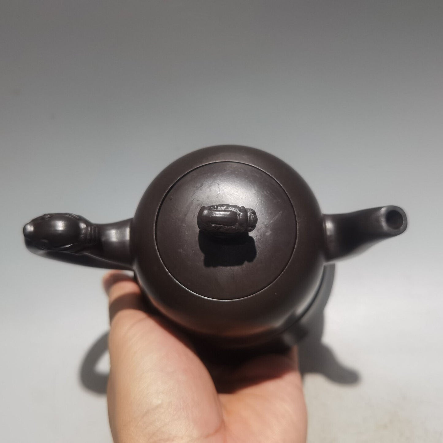 Chinese Yixing Zisha Clay Handmade Exquisite Teapot（钟形壶 底款：王新红）