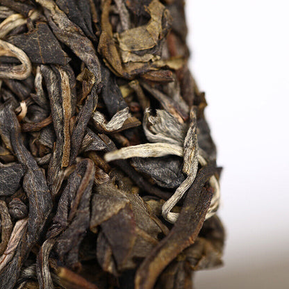 Yunnan Ancient Tree Tea Leaves Lao Banzhang Pu'er Raw Tea Pu'er Cake Tea 357g