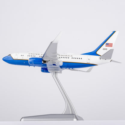 1:200 NGmodels USAF Boeing 737-700 Passenger Airplane Diecast Plane Model