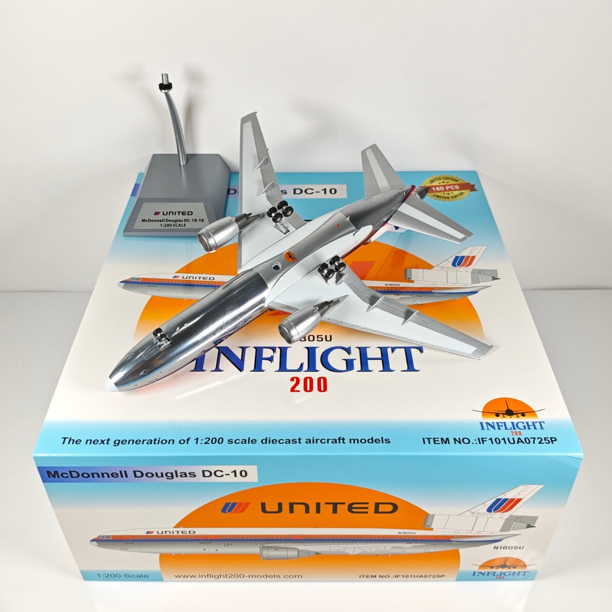 1:200 InFlight United Airlines DC-10 Passenger Airplane Diecast Plane Model