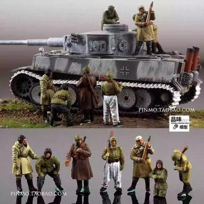 1/72 Soviet battlefield Soviet Union 7 soldiers Model