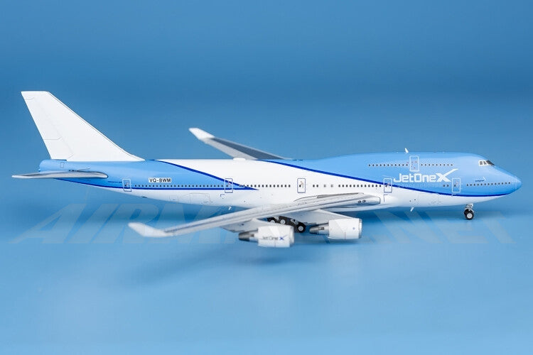 1:400 JC Wings JetOneX B747-400 VQ-BWM Longtail Livery Diecast Aircraft Model