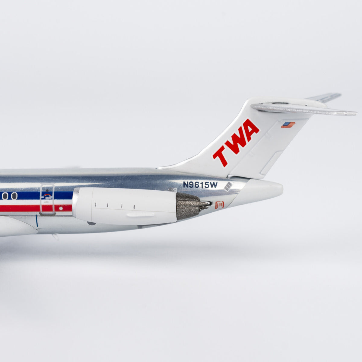 1:400 NGmodels TWA McDonnell Douglas MD-83 Passenger Airplane Diecast Model
