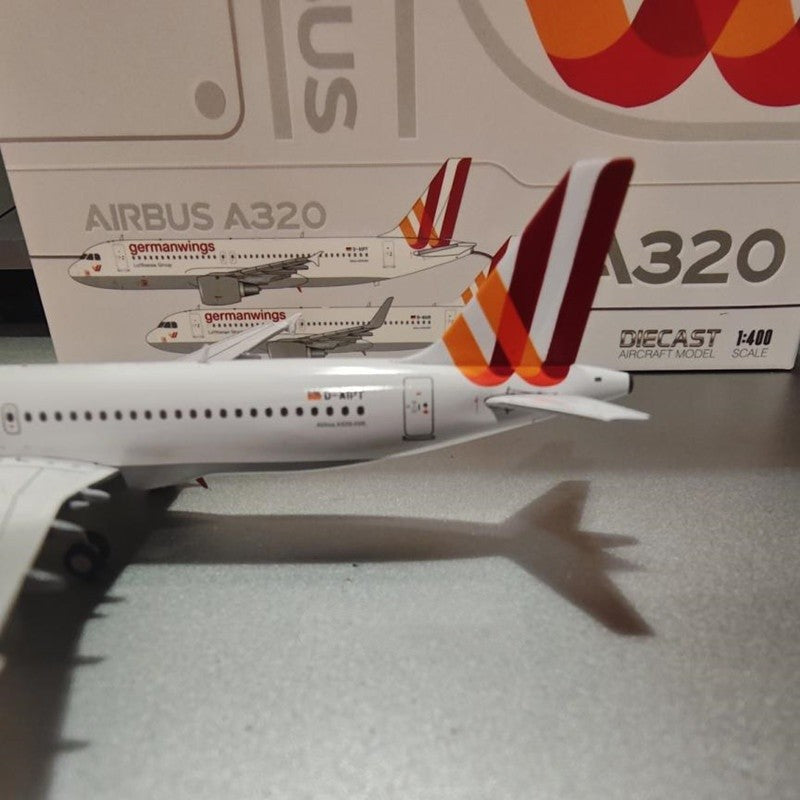 1:400 JC Wings Germanwings Airbus A320 D-AIPT Airplane Diecast Aircraft Model