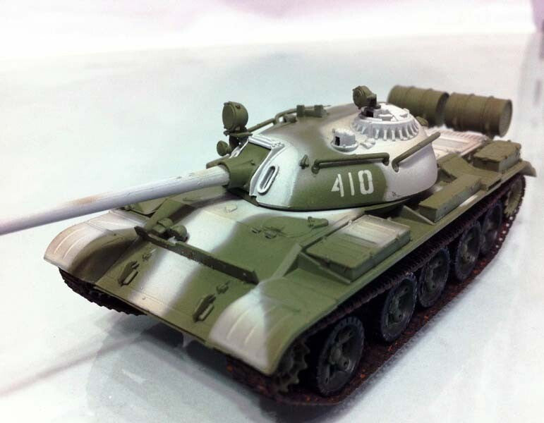 USSR army T-55 Russian tank 1:72 finished Easy Model
