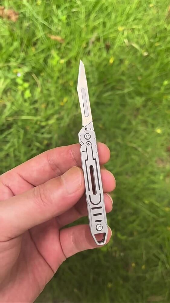 Folding Utility Knife Scalpel Blade Paper Cutter Pocket Outdoor EDC Keychain