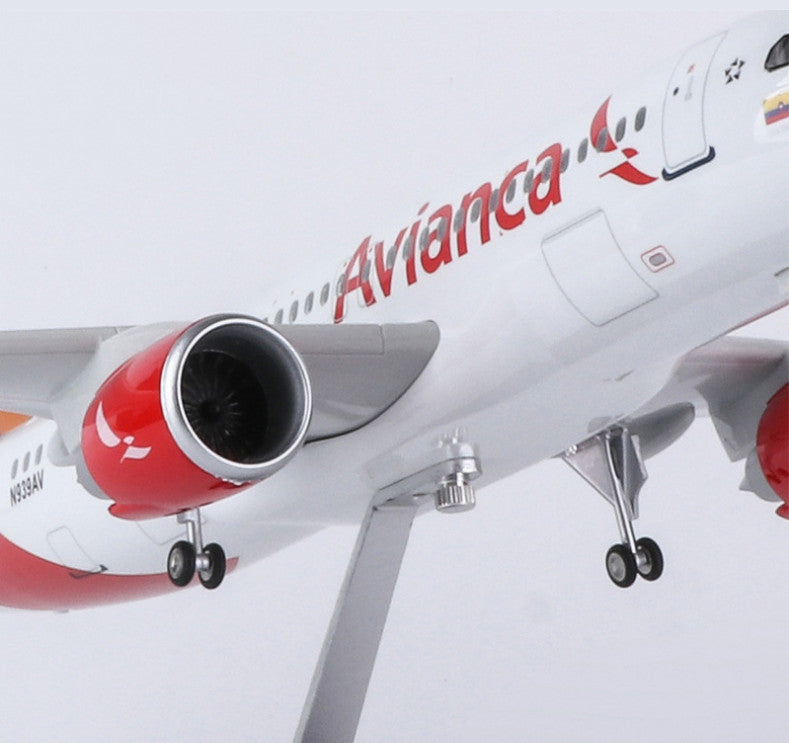 1:130 43CM Avianca BOEING 787 Passenger Plane Landing Gear Resin Aircraft Model