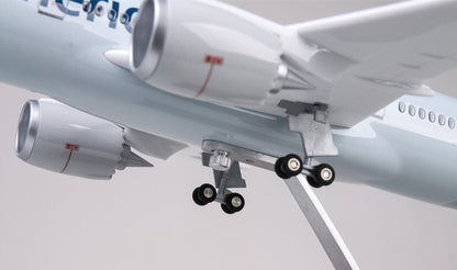 1:130 43CM American BOEING 787 Passenger Airplane Landing Gear Resin Plane Model