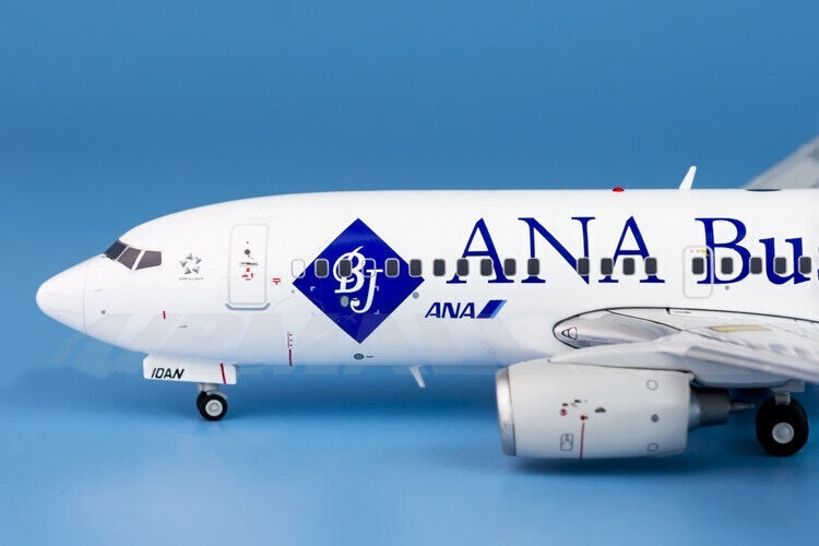 1:200 JC Wings ANA BOEING 737-700 Passenger Airplane Diecast Aircraft Model