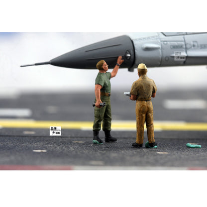 1/72 American Pilots/Air Force Ground Maintenance Team Five soldiers Finished