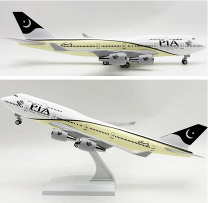 30CM PIA Pakistan BOEING 747-400 Airplane Landing Gear Resin Aircraft Model