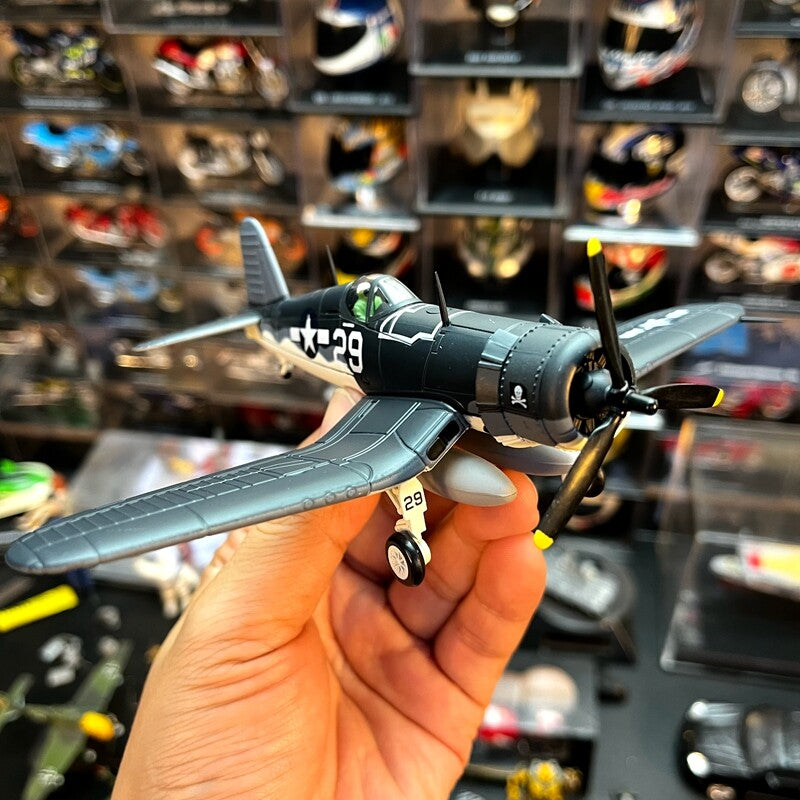 1:72 Scale US World War II Carrier Aircraft F4U Pirate Fighter Aircraft Model