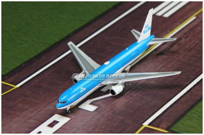 1:400 Phoenix KLM BOEING 767-300ER Passenger Airplane Diecast Aircraft Model