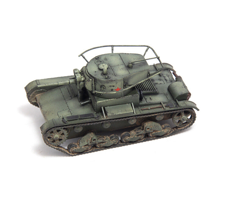 1/72 Soviet T-26 T26 Light Tank Model 1933 Antenna Edition