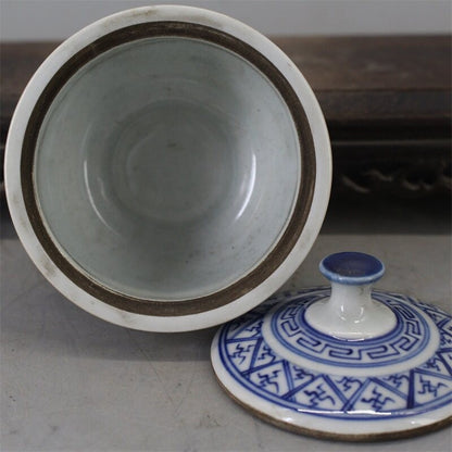 3.3" Collection Chinese Blue-and-white Porcelain Tea-leaf Lid Pot