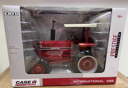 1:16 ERTL CASE 1066 Tractor Farm Vehicle Agricultural Machinery Diecast Model