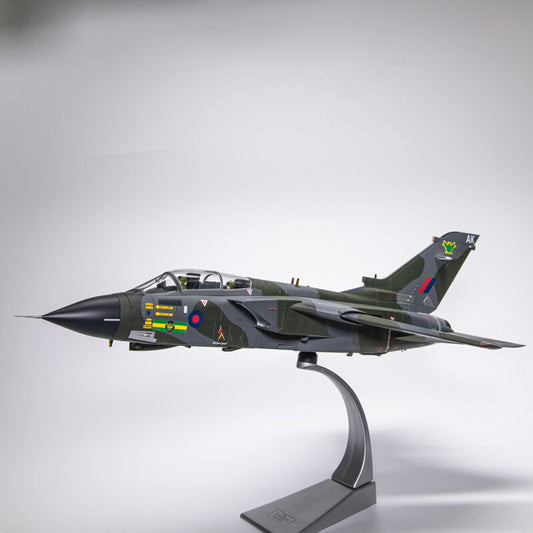 1:48 Corgi Panavia Tornado GR.1 Fighter Johnnie Walker RAF Diecast Plane Model