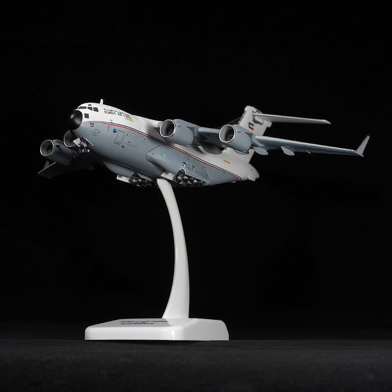 Hogan Kuwaiti Air Force C-17A 1/200 finished plane model aircraft