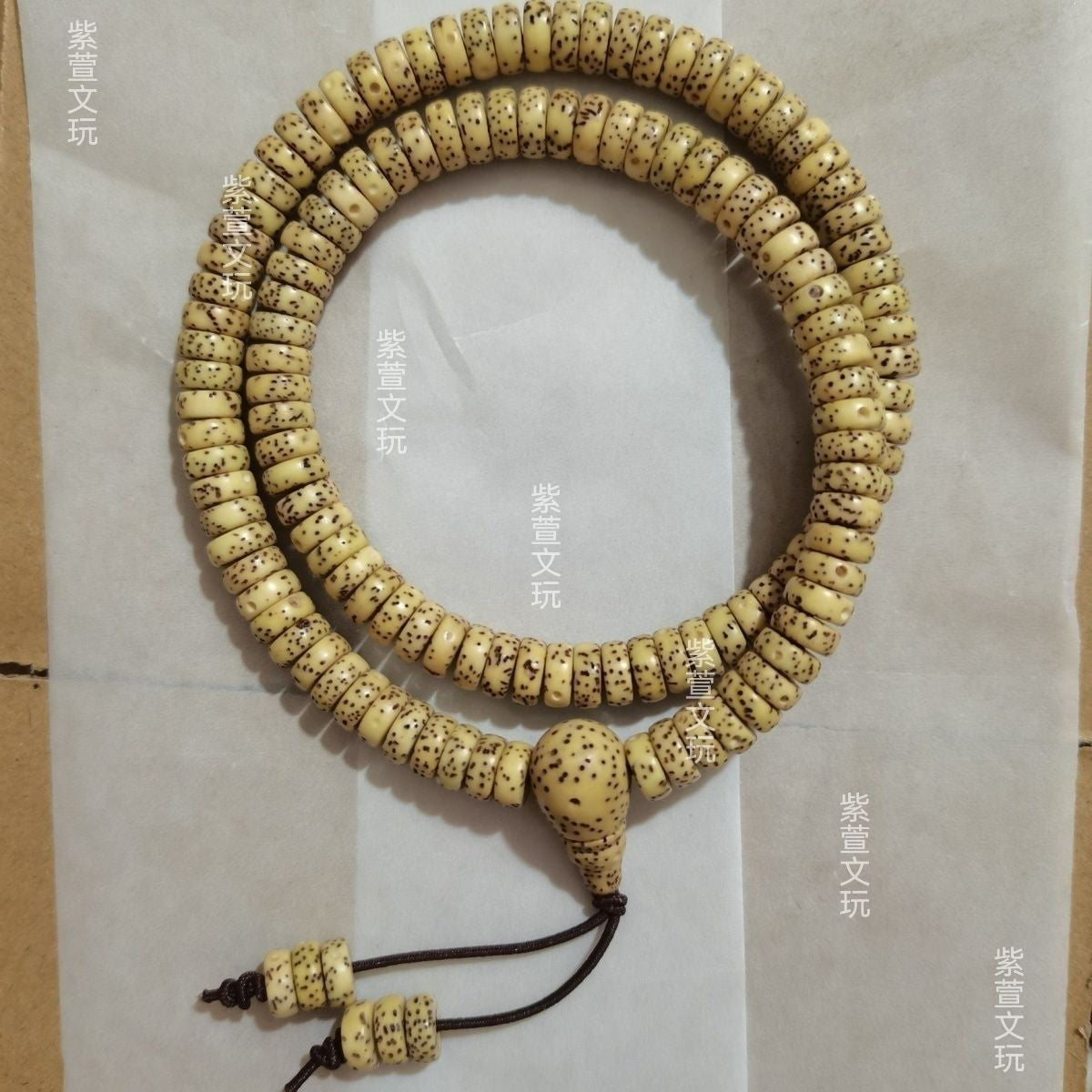 Hainan Xingyue Bodhi Chicken Oil Yellow 3x7mm High Density 114 Beads Bracelet