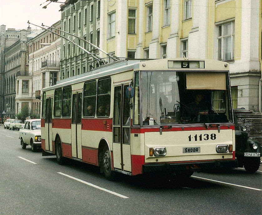 1:43 SSM Eastern Europe SKODA-14TR Large Trolleybus Passenger Car Diecast Model