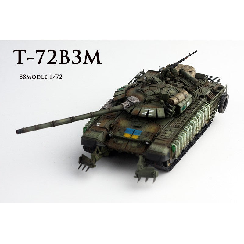 1/72 Ukrainian T-72B3M tank Battle-damaged version Finished product model