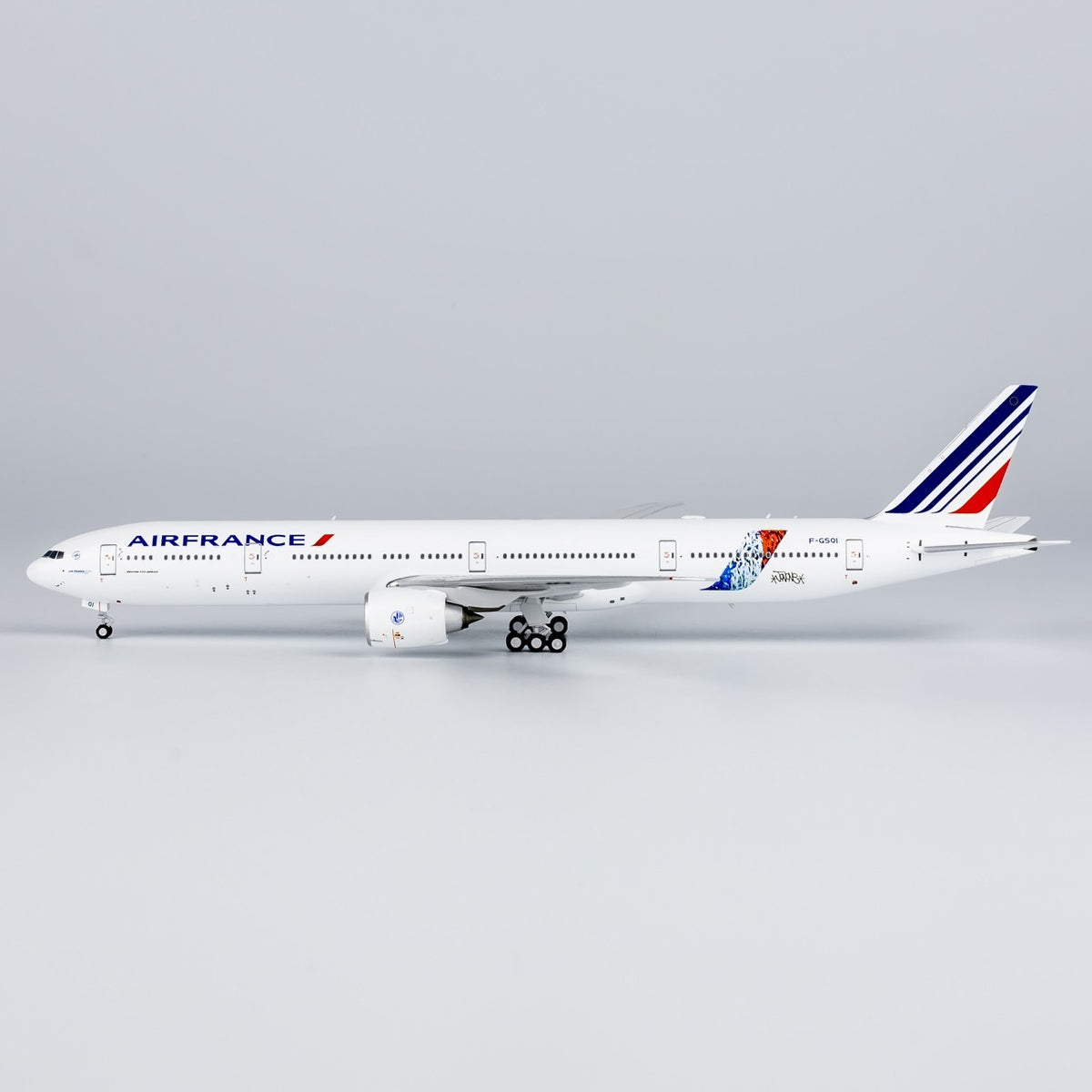 1:400 NGmodels Air France B777-300ER Passenger Airplane Diecast Plane Model