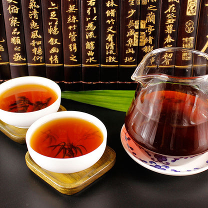 Longrun 826 * 2014 Yunnan Ripe Puer Tea Cake LinCang Old Tree 357g Shu Pu-erh