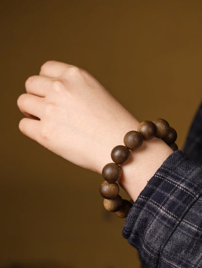 16mm Chinese Natural Eaglewood Handmade Exquisite Bracelets 30342