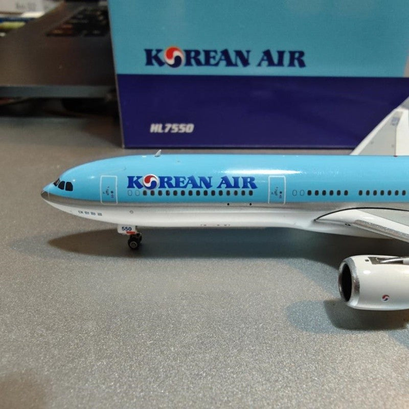 1:400 Phoenix Korean Air Airbus A330-300 Airplane Diecast Aircraft Plane Model