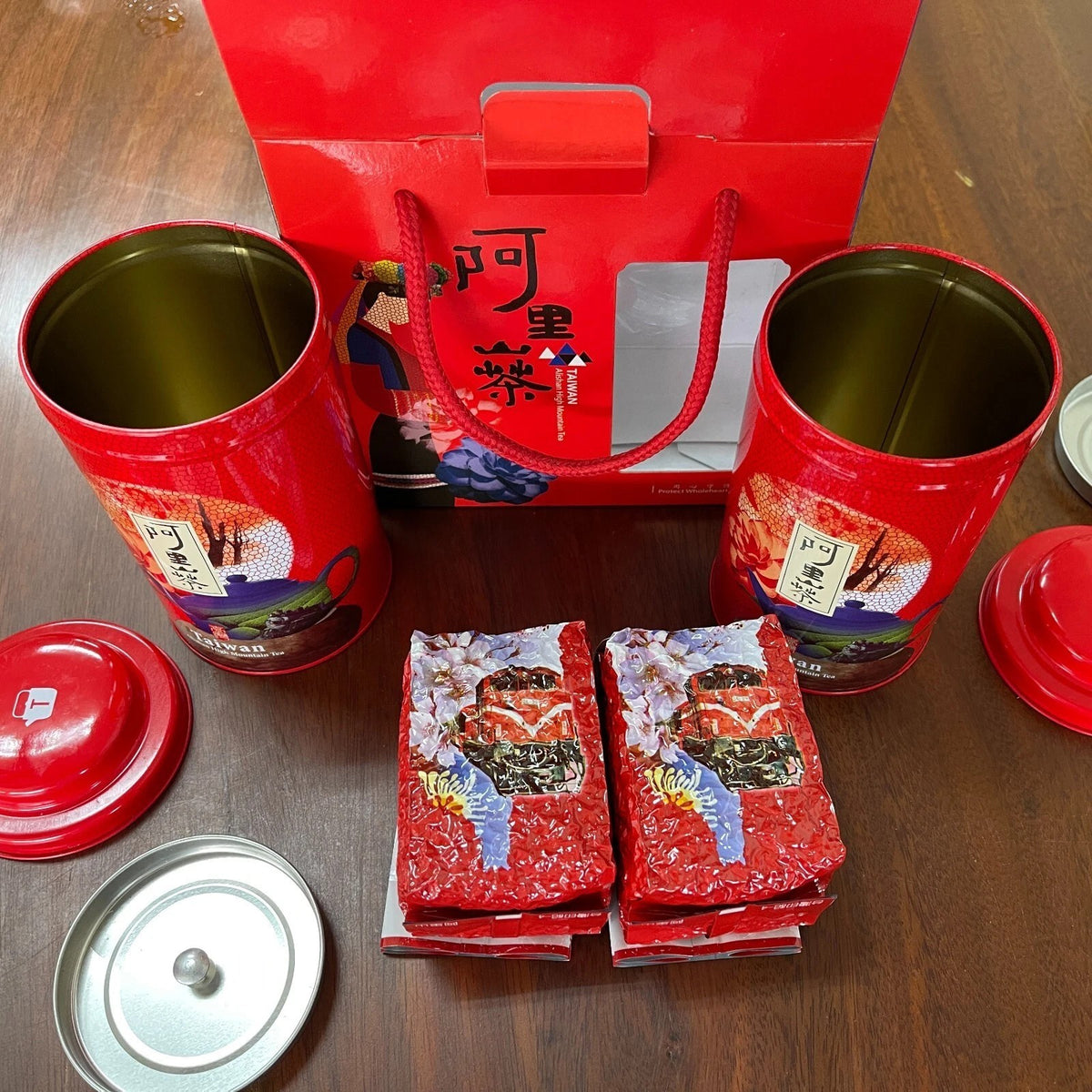 Taiwan unique Oolong tea,Chin-Shin-Oolong,Alishan Oolong tea,150g*2