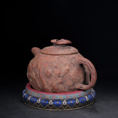 Chinese Yixing Zisha Clay Handmade Exquisite Teapot（供春 底款：裴石民）