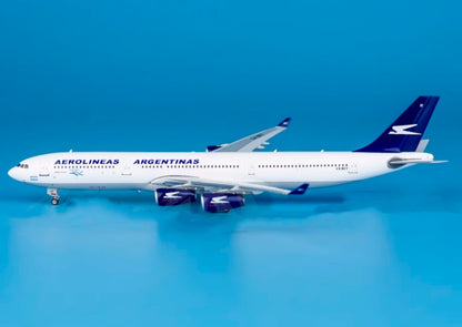 1:400 Phoenix Aerolíneas Argentinas AIRBUS A340-300 Plane Diecast Aircraft Model