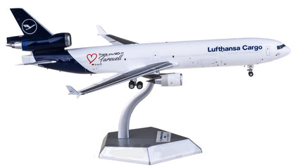 1:200 SQ Wings Lufthansa MD-11 D-ALCC Passenger Airplane Diecast Plane Model