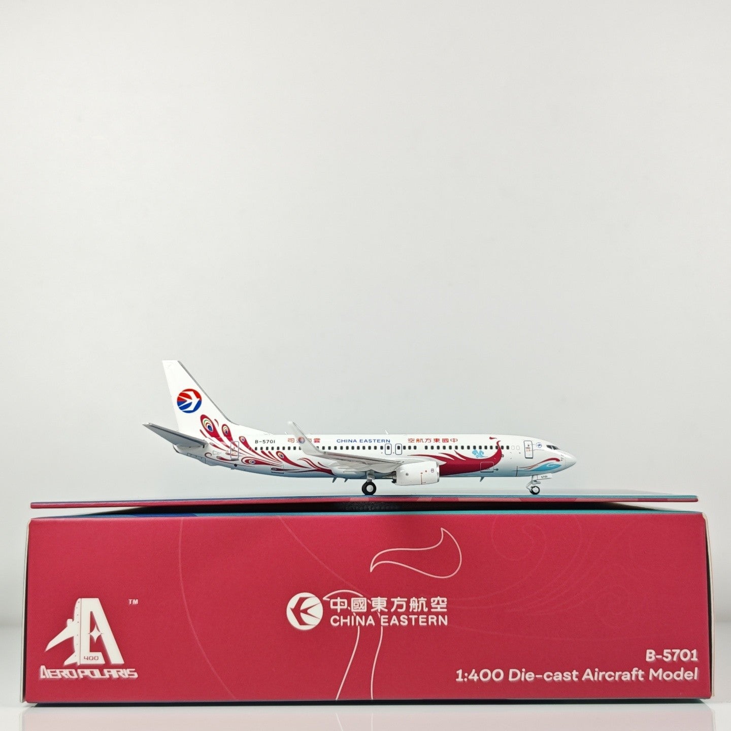 1:400 AeroPolaris China Eastern Boeing 737-800 B-5701 Airplane Diecast Model