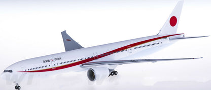 1:200 37CM Hogan JAPAN JASDF BOEING 777-300ER Passenger Plane ABS Plastic Model