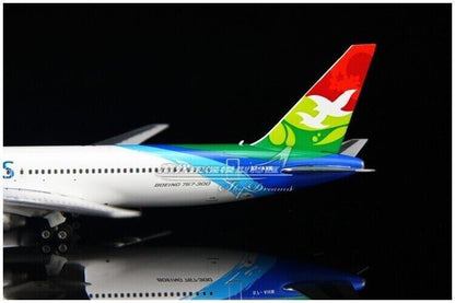 1:400 Phoenix Air Seychelles BOEING 767-300ER Passenger Airplane Diecast Model