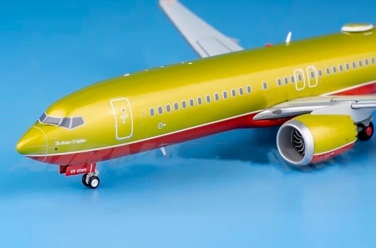 1:200 GeminiJets SOUTHWEST BOEING 737 MAX 8 Passenger Airplane Diecast Model
