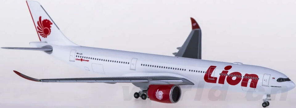1:500 Herpa Lion Air AIRBUS A330-900neo Passenger Airplane Diecast Plane Model