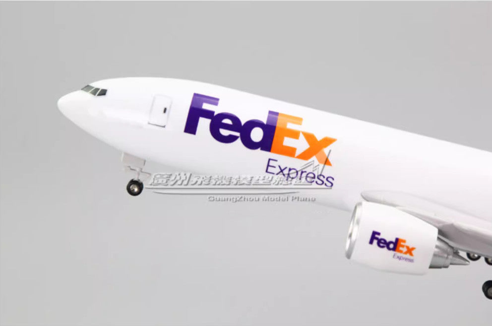 1:150 49CM FedEx BOEING 777F Airplane Landing Gears Resin Aircraft Plane Model