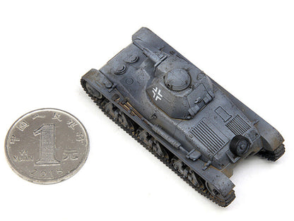 1/72 German 35H734 (f) Light Tank Model