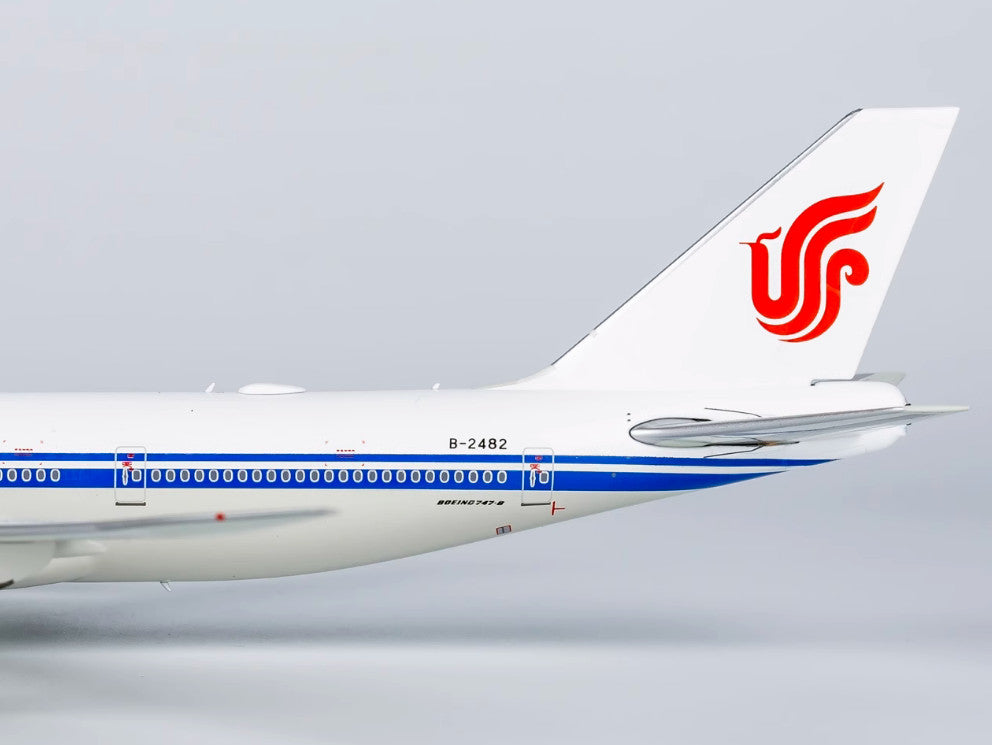 1:400 NG Model AIR CHINA BOEING 747-8i Passenger Airplane Diecast Aircraft Model