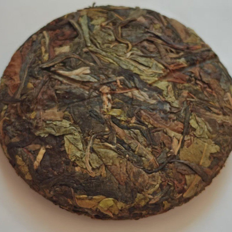 100g Yunnan Tea Pu'er Tea Raw Tea Yi Wu Kun Lu Shan Pu Erh Raw Tea Cake