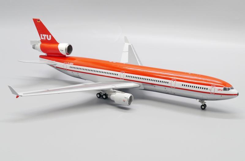 1:200 JC Wings LTU INTERCON TINENTAL AIRWAYS MD-11 Plane Diecast Aircraft Model